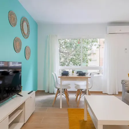 C29 Beutiful & Shiny 4 Bdrm