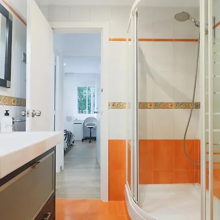 C29 Beutiful & Shiny 4 Bdrm Malaga