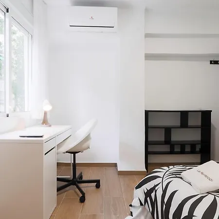 Apartment C29 Beutiful & Shiny 4 Bdrm