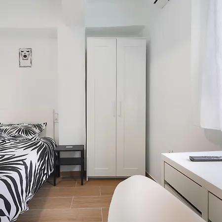 C29 Beutiful & Shiny 4 Bdrm Malaga
