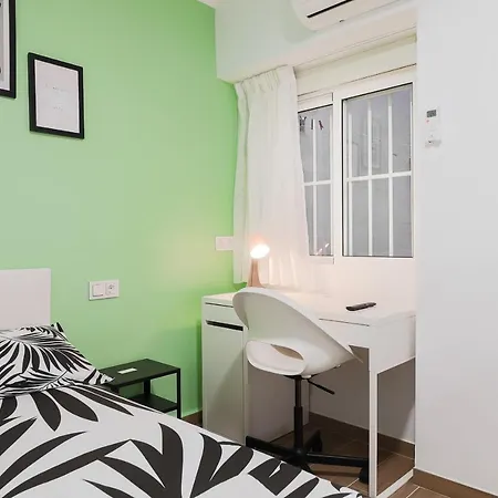 C29 Beutiful & Shiny 4 Bdrm