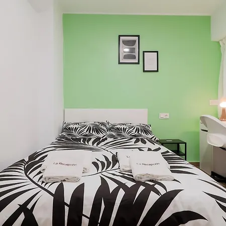 Apartment C29 Beutiful & Shiny 4 Bdrm Malaga