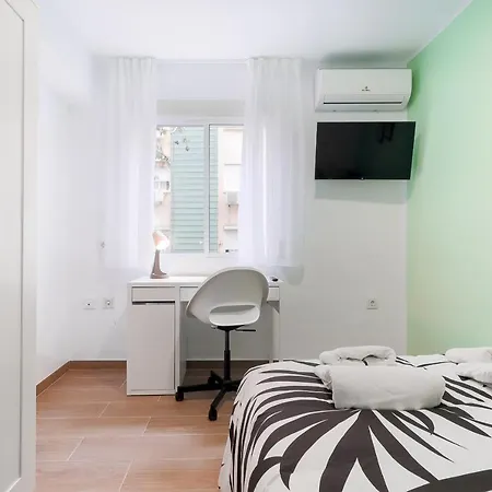 C29 Beutiful & Shiny 4 Bdrm Malaga
