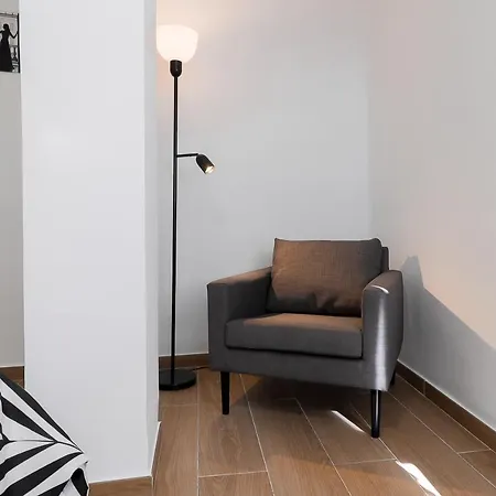 Appartement C29 Beutiful & Shiny 4 Bdrm *