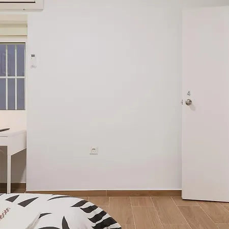 Apartment C29 Beutiful & Shiny 4 Bdrm