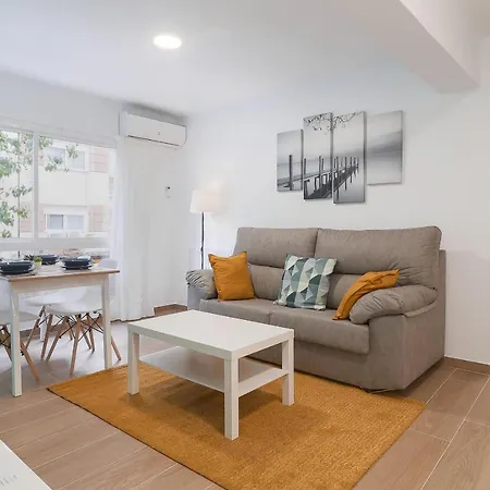 C29 Beutiful & Shiny 4 Bdrm