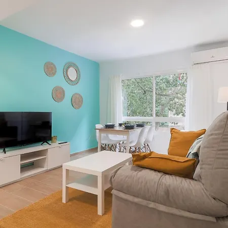C29 Beutiful & Shiny 4 Bdrm Apartamento