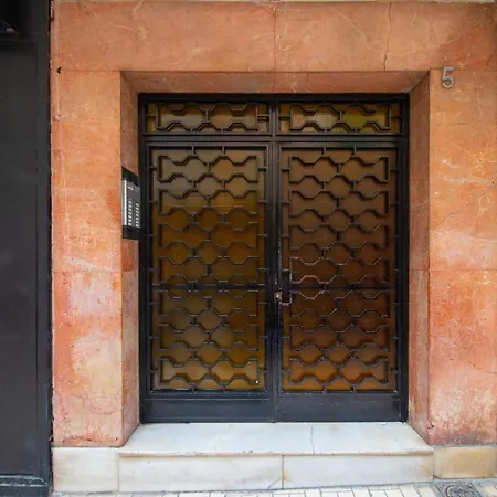 Apartamento C29 Beutiful & Shiny 4 Bdrm *