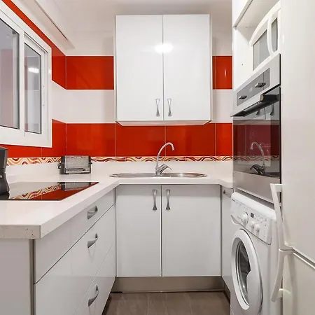 C29 Beutiful & Shiny 4 Bdrm
